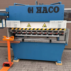 HACO 60 t x 2100 CNC 3 osie